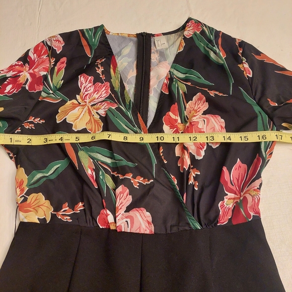 Sweatyrocks Floral Jumpsuit Pink Black Wide Leg V Neck Bell Sleeve Size S - Picture 4 of 12
